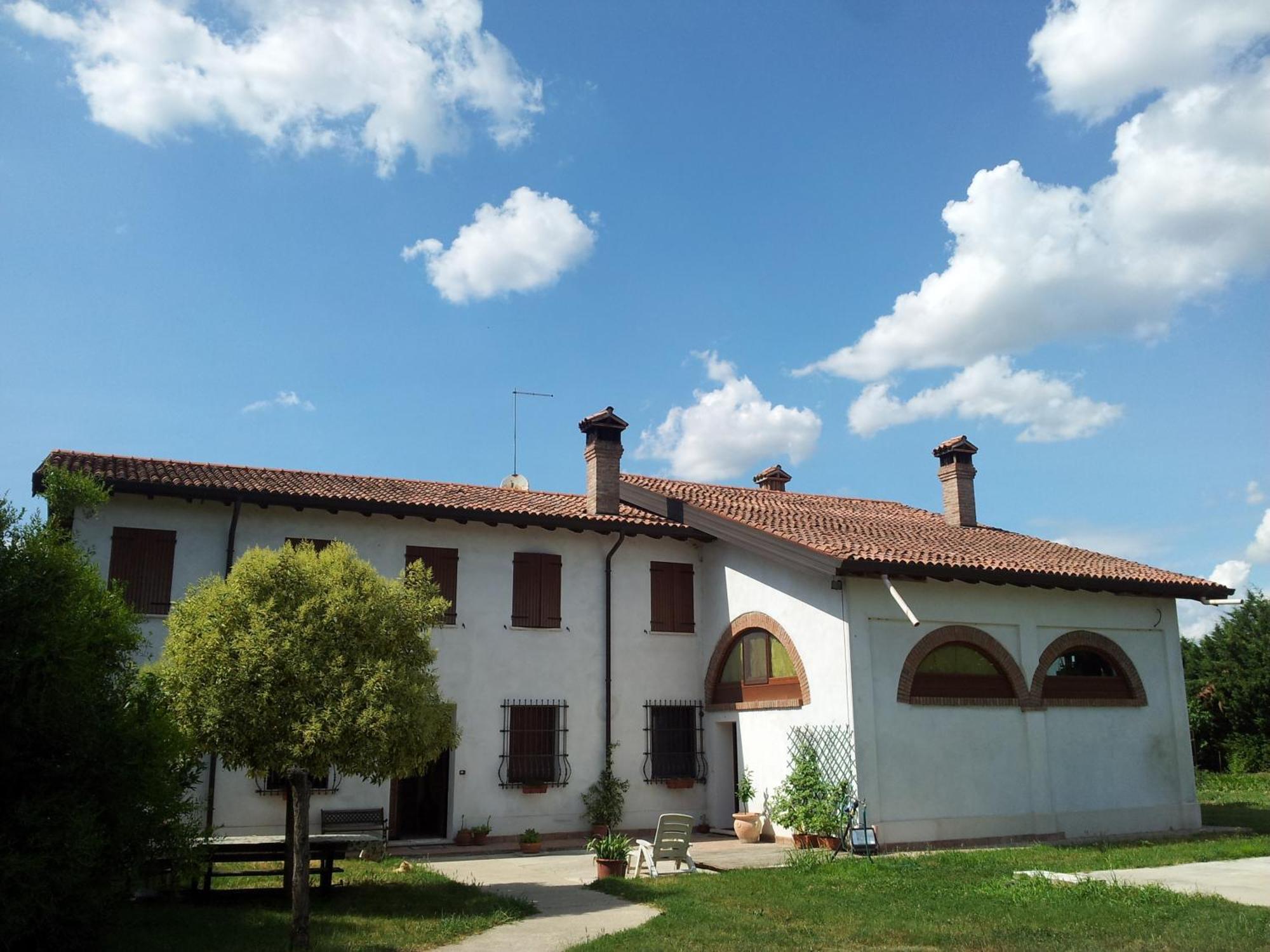 Bb Parco Del Mincio Bed & Breakfast Virgilio Exterior foto